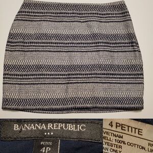 4P BANANA REPUBLIC BLUE GRAY LINED side zip CAREER SKIRT 4 petite